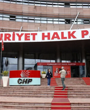 CHP8217de-MYK-Karari-26-Il-Baskani-Gorevden-Alindi-featured
