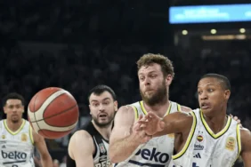 Fenerbahce-Beko-Basketbol-Ligi-Sampiyonlugunu-Kutluyor-featured
