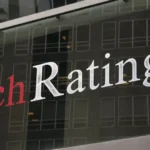Fitch-Kuresel-Buyume-Tahminini-Dusurdu-Petrol-Fiyatlari-ve-Teknoloji-Yatirimlari-Etkili-featured