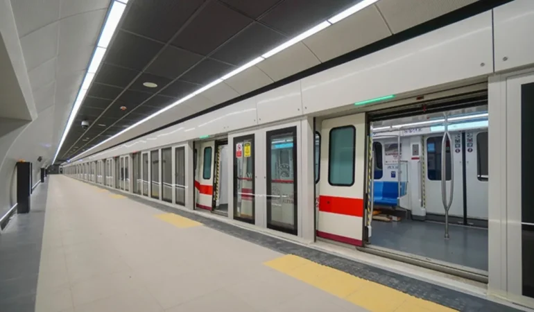 Gayrettepe-Halkali-Metro-Hatti-Rekor-Yolcu-Trafigi-Yasiyor-featured