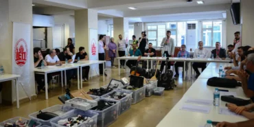 İETT Unutulan Eşya İhalesi 1.3 Milyar Lira Gelir Elde Etti 2 IETT-Unutulan-Esya-Ihalesi-1.3-Milyar-Lira-Gelir-Elde-Etti-featured