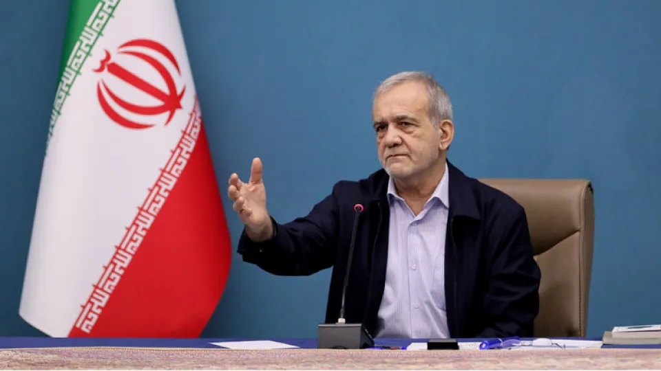 İran Cumhurbaşkanı'ndan Trump'a Yanıt: Tehditlere Boyun Eğmeyeceğiz 2 Iran-Cumhurbaskani8217ndan-Trump8217a-Yanit-Tehditlere-Boyun-Egmeyecegiz-featured