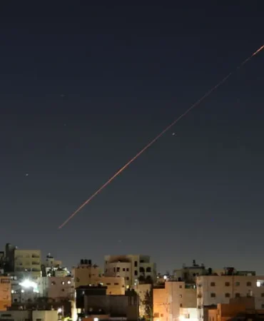 Israil-Iran-Petrokimya-Tesisini-Vurdu-Emtia-Fiyatlari-Izleniyor-featured