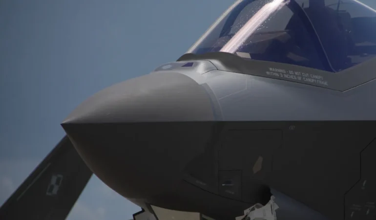 Isvicre-ABD8217den-F-35-Alimi-Icin-On-Odeme-Yapti-featured