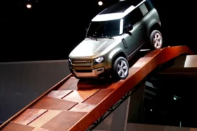 Jaguar-Land-Rover-250-Bin-SUV-Geri-Cagriliyor-featured