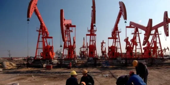 Petrol Fiyatları Orta Doğu Geriliminin Azalmasıyla Düştü