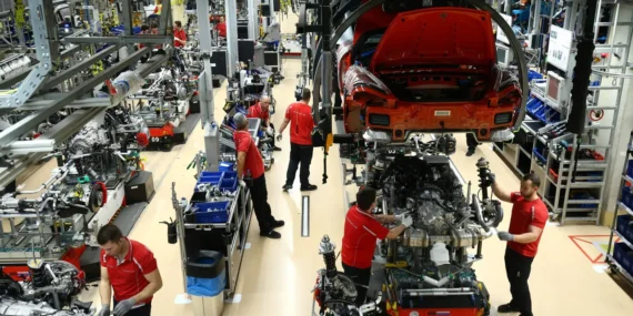 Porsche Maliyetleri Düşürüyor: Üretim ve İstihdamda Kesinti Planı