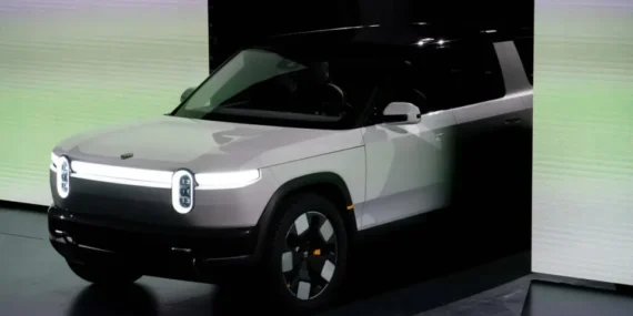 Rivian R2 SUV Teslimatları Başladı: Elektrikli Araç Sektöründe Yeni Dönem