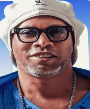 Ronaldinho8217dan-Album-Turk-Sanatci-Serhat-Durmus-da-Yer-Aldi-featured