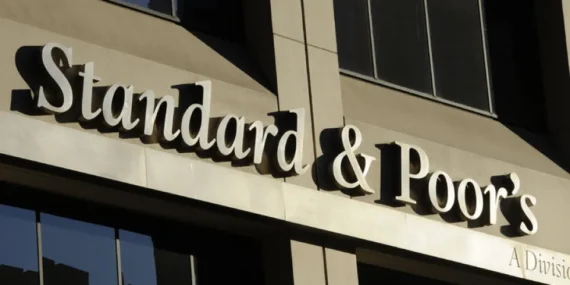 S&P, Arjantin Kredi Notunu B-‘ye Yükseltti