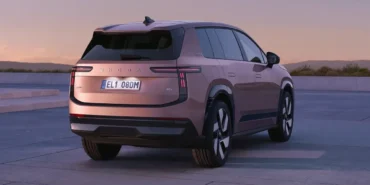 Skoda tarihin en büyük SUV modelini tanıttı: İşte otomobilin özellikleri... 6 Skoda-tarihin-en-buyuk-SUV-modelini-tanitti-Iste-otomobilin-ozellikleri8230-featured