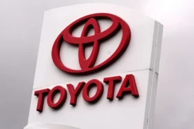 SoftBank-Japonya8217nin-En-Degerli-Sirketi-Oldu-Toyota-Tahtini-Kaybetti-featured