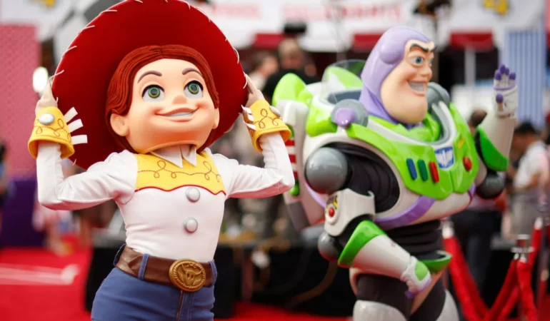Toy-Story-5-Gisede-Yilin-Rekorunu-Kirdi-312-Milyon-Dolar-featured