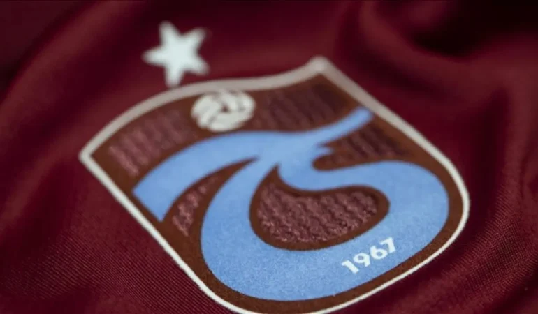 Trabzonspor-TSPOR-50-Milyon-TL8217lik-Kol-Sponsorlugu-Anlasmasi-Imzaladi-featured