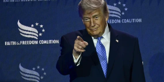 Trump İran’ı Suçladı: Hürmüz’de Tankere Saldırı Ateşkes İhlali
