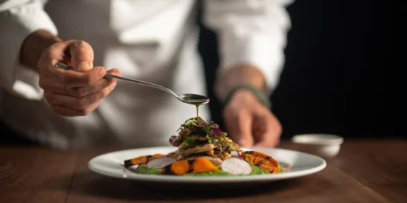 Türkiye Gastronomisi Enflasyon Sarmalında: Michelin Yıldızlı Şefler Bile Zorlanıyor