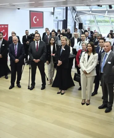 Turkiye-Yatirim-Firsatlari-Bruksel8217de-Tanitildi-featured