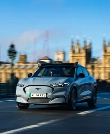 Uber ve Wayve, Londra'da Otonom Taksi Hizmetine Başlıyor 2 Uber-ve-Wayve-Londra8217da-Otonom-Taksi-Hizmetine-Basliyor-featured