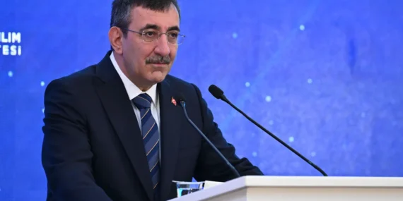 Yılmaz: Enflasyonla Mücadele Güçlenecek, Dış Etkiler Geçici