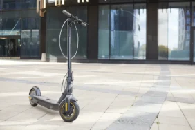 Yunanistan8217dan-Elektrikli-Scooter-Duzenlemesi-1000-Euro-Ceza-Geliyor-featured