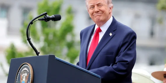 ABD'de Trump'ın İran politikasına destek eriyor: Yeni ankette dikkat çeken sonuç