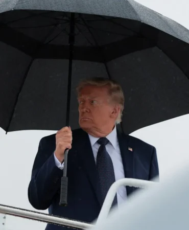 ABD'liler tükendi: Trump'a destek eriyor, savaş sonrası koltuk tehlikede 10 ABD039liler-tukendi-Trump039a-destek-eriyor-savas-sonrasi-koltuk-tehlikede-featured