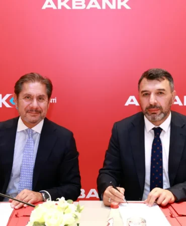Akbank ve KGF'den KOBİ’lere KGF kredisi: Akbank Mobil üzerinden dakikalar içinde ulaşabilecek 9 Akbank-ve-KGF039den-KOBIlere-KGF-kredisi-Akbank-Mobil-uzerinden-dakikalar-icinde-ulasabilecek-featured