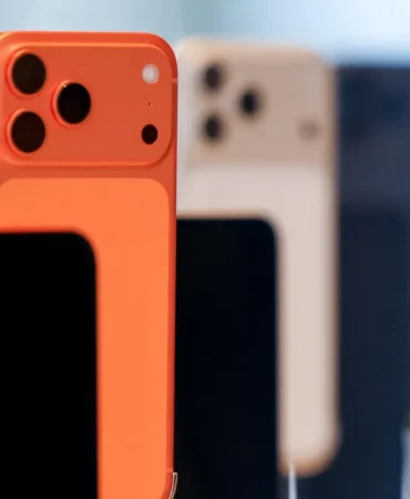 Apple8217dan-Yeni-iPhone-Hamlesi-Katlanabilir-Model-ve-5-Yeni-Cihaz-Geliyor-featured