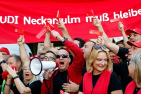 Audi Neckarsulm Fabrikası Kapanma İhtimali Çalışanları Ayağa Kaldırdı 4 Audi-Neckarsulm-Fabrikasi-Kapanma-Ihtimali-Calisanlari-Ayaga-Kaldirdi-featured