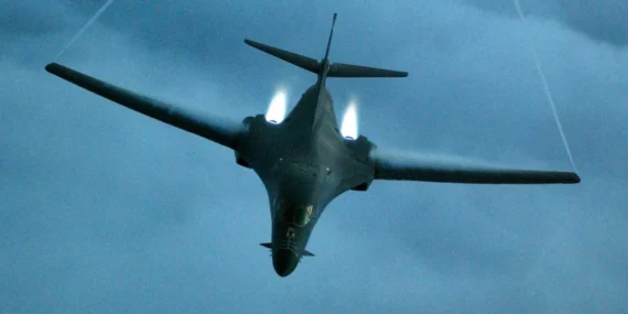 Axios iddiası: ABD, İran saldırılarında yeniden B-1 bombardıman uçaklarını kullanıyor