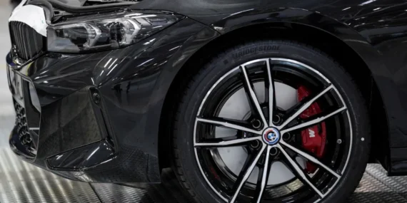 BMW'de yangın alarmı: Binlerce hibrit araç geri çağrılıyor