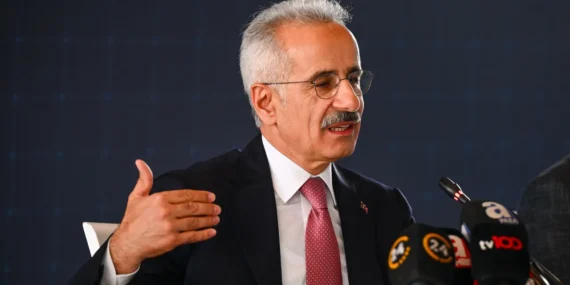 Bakan Uraloğlu'ndan Kalkınma Yolu mesajı: "İlk taşı bu yıl koymayı hedefliyoruz"