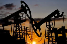 Brent-petrolde-sert-dusus-Fiyatlar-80-dolar-seviyesine-geriledi-featured