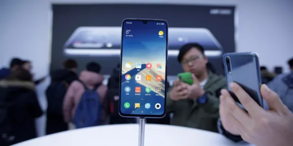 Çinli telefon üreticisi hedefini artırdı: 2026'da 110 milyon adet satış