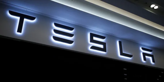 Direksiyonu ve pedalı yok! Tesla'dan 225 dolarlık yeni araç