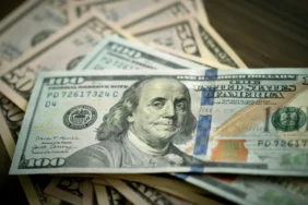 Dolar-jeopolitik-gerilimle-guc-kazandi-featured