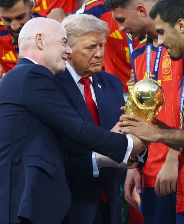 Dünya Kupası satılıyor mu? UEFA'dan Infantino'nun planına sert çıkış 2 Dunya-Kupasi-satiliyor-mu-UEFA039dan-Infantino039nun-planina-sert-cikis-featured