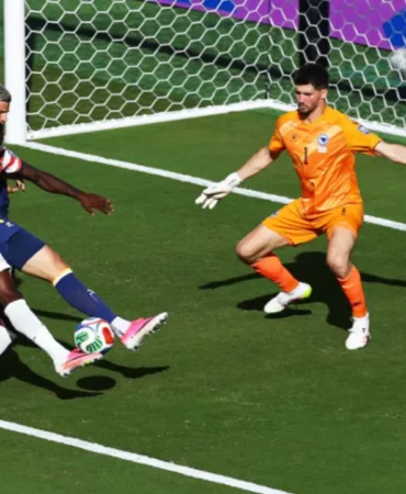 FIFA-ABD8217li-Futbolcu-Balogun8217un-Cezasini-Erteledi-Trump8217tan-Tesekkur-featured