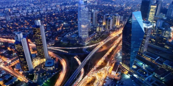 Fitch ve Moody's'in Türkiye kararı ne olacak? Uzmanlar beklentisini açıkladı