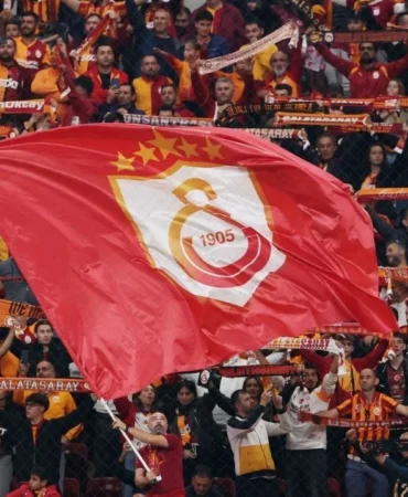 Galatasaray039dan-Fatih-Terim-paylasimi-featured