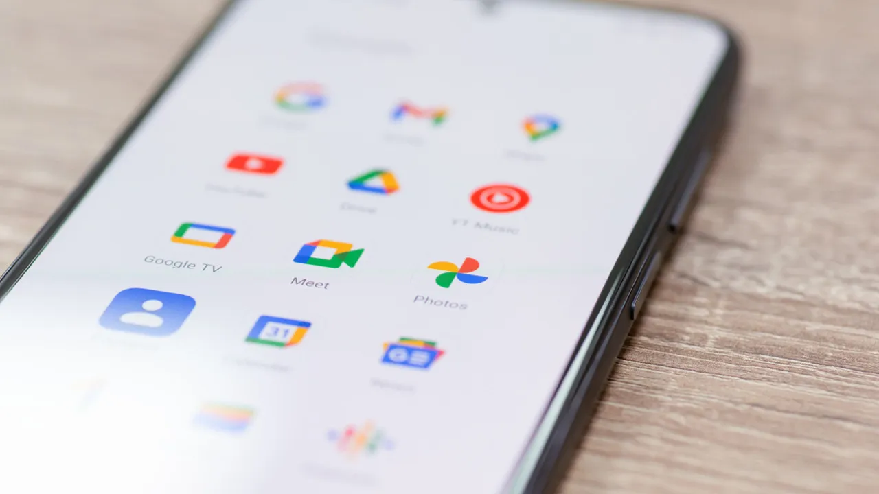 Google Play Store'da yeni dönem: Üçüncü taraf uygulama mağazaları geliyor 3 Google-Play-Store039da-yeni-donem-Ucuncu-taraf-uygulama-magazalari-geliyor-featured