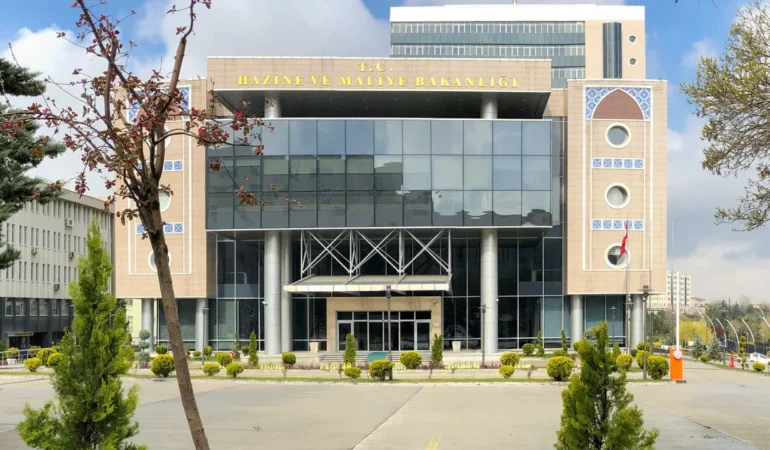 Hazine haftaya 3 doğrudan satış ve 2 ihale gerçekleştirecek 1 Hazine-haftaya-3-dogrudan-satis-ve-2-ihale-gerceklestirecek-featured