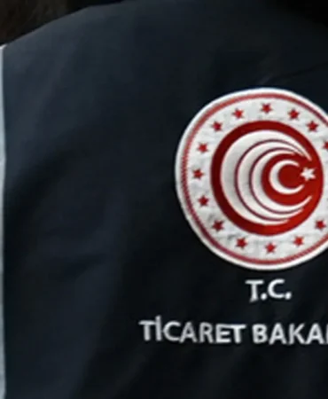 İndirim var mı, yok mu? Ticaret Bakanlığı yanıltıcı kampanyaları mercek altına aldı 8 Indirim-var-mi-yok-mu-Ticaret-Bakanligi-yaniltici-kampanyalari-mercek-altina-aldi-featured