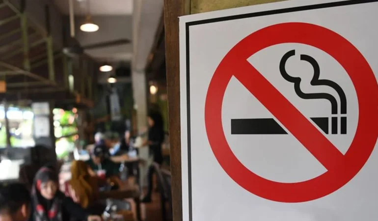 İspanya'da sigara yasağı genişliyor: Plaj ve restoran terasları da kapsama alındı 6 Ispanya039da-sigara-yasagi-genisliyor-Plaj-ve-restoran-teraslari-da-kapsama-alindi-featured