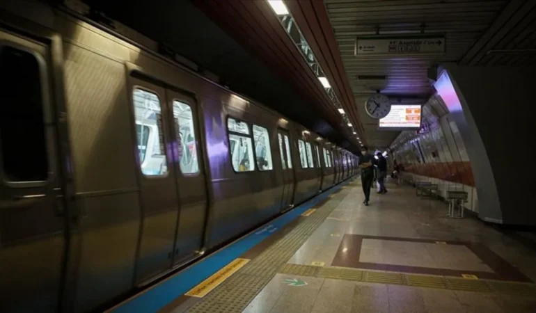 İstanbul'da 15 Temmuz düzenlemesi: Toplu ulaşım ücretsiz, metroda yaz tarifesi başladı 6 Istanbul039da-15-Temmuz-duzenlemesi-Toplu-ulasim-ucretsiz-metroda-yaz-tarifesi-basladi-featured