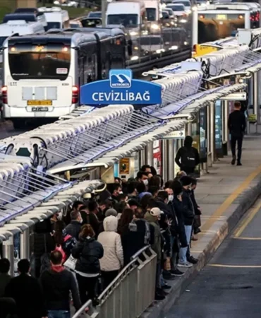 İstanbul'da toplu ulaşım, taksi ve servis ücretlerine zam! 20 Temmuz'dan itibaren geçerli olacak 4 Istanbul039da-toplu-ulasim-taksi-ve-servis-ucretlerine-zam-20-Temmuz039dan-itibaren-gecerli-olacak-featured