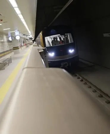İstanbullular dikkat! 6 metro hattında sefer saatleri uzatıldı: İşte o hatlar 8 Istanbullular-dikkat-6-metro-hattinda-sefer-saatleri-uzatildi-Iste-o-hatlar-featured