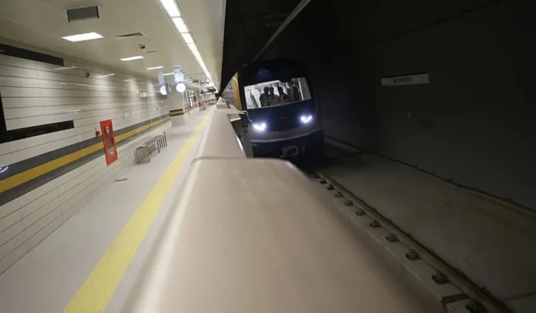 Istanbullular-dikkat-6-metro-hattinda-sefer-saatleri-uzatildi-Iste-o-hatlar-featured