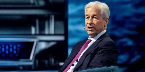 JPMorgan CEO'su Dimon'dan piyasa uyarısı: "Riskler düşünülenden büyük, bu seviyelerden hisse almam"