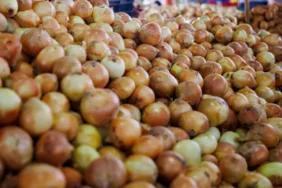 Kuru-soganda-gumruk-vergisi-neden-dusuruldu-Ticaret-Bakanligi039ndan-aciklama-featured